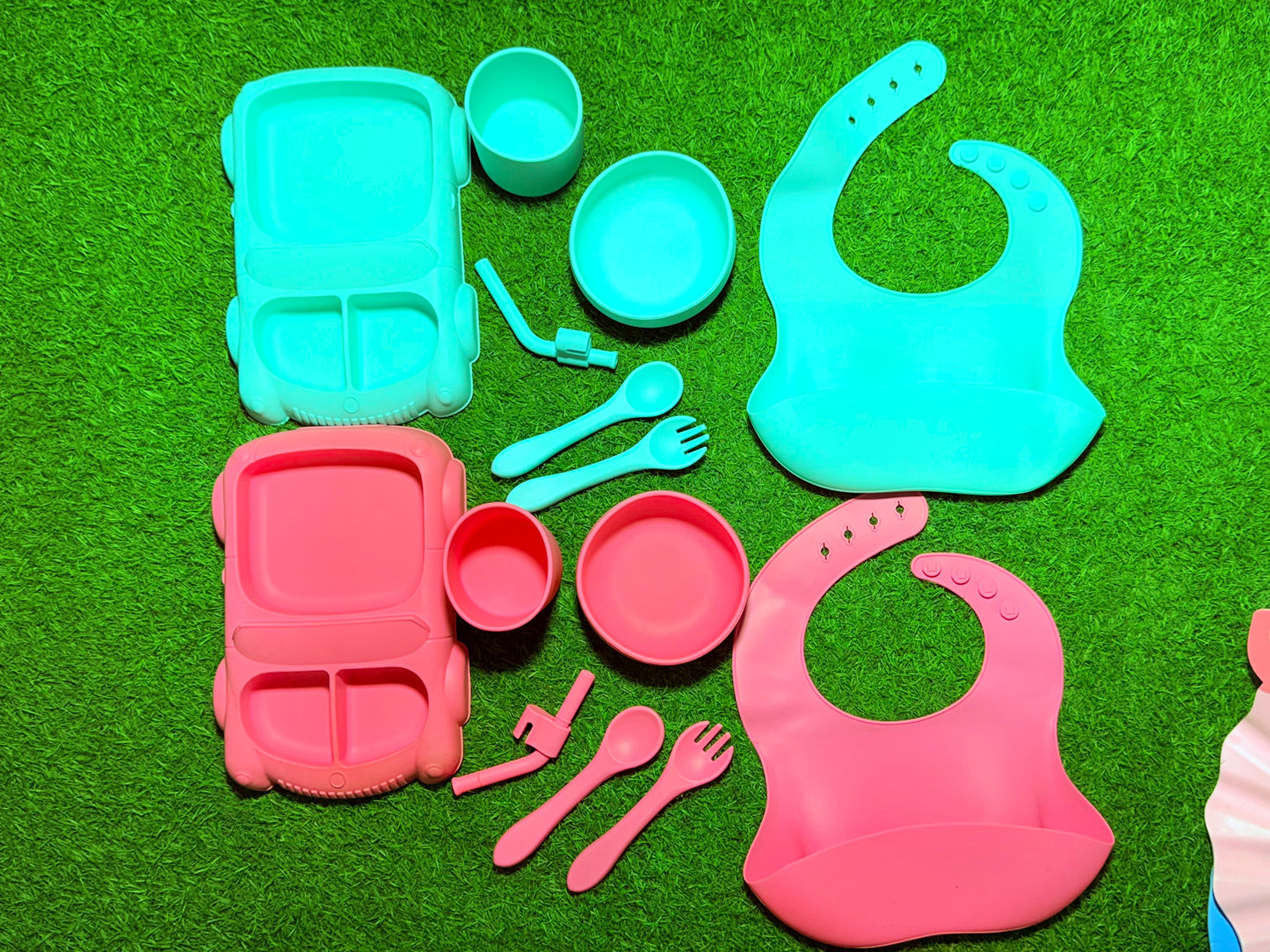 7 in 1 Silicone Feeding Set With Silicone Spoon Feeder Free🎉🥳